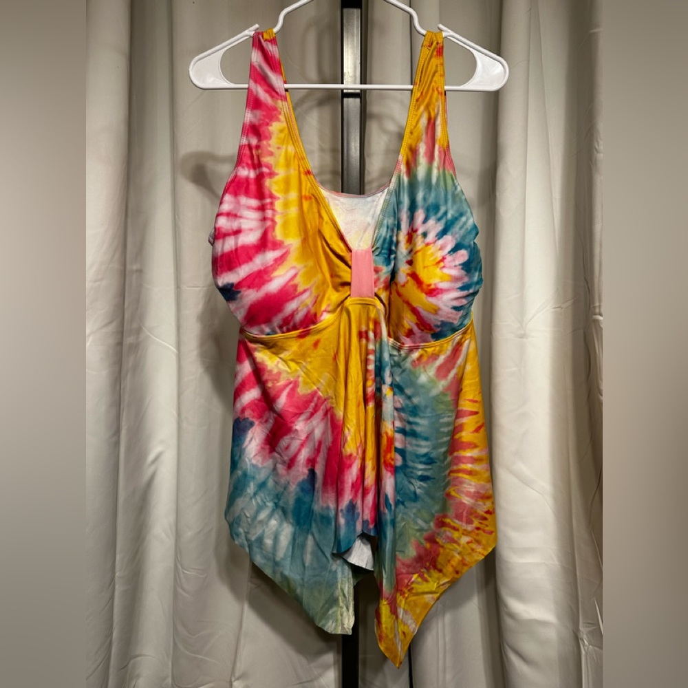 Beautiful Tie Dye”Esprila” Stretch Bra Swim Beach Top